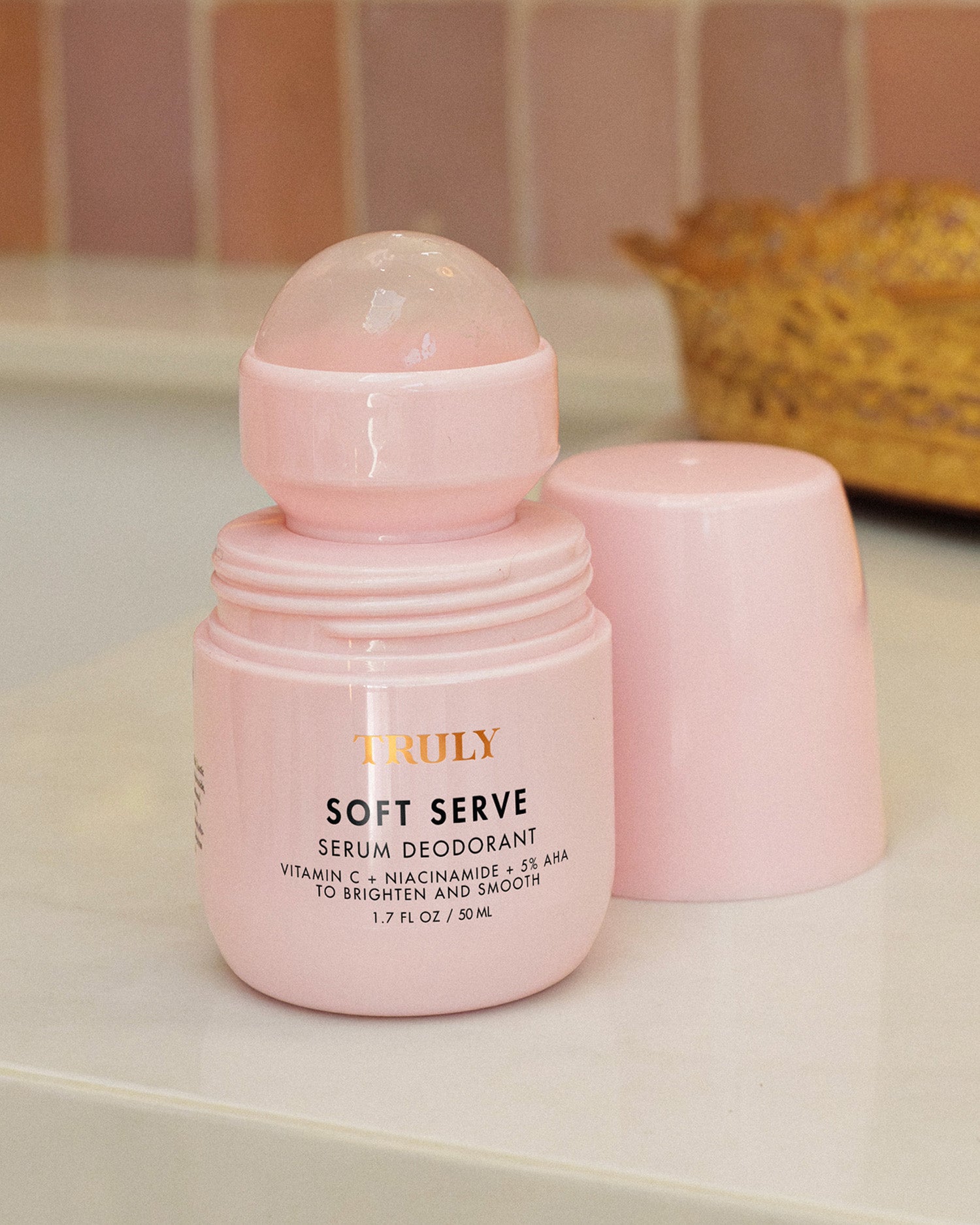 11_LifestyleShot_SoftServeDeo_PDP_1500x1875_2b7a2351-d961-49a4-9c2c-9c87a12167e5.jpg